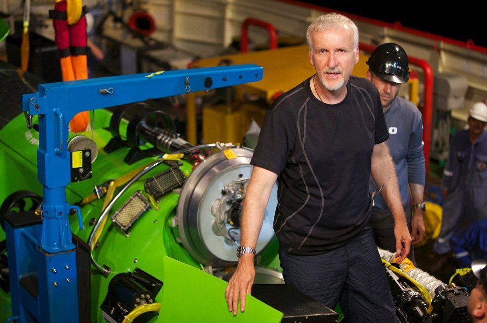 Il regista James Cameron nella Fossa delle Marianne con Rolex e National  Geographic - ADC Group